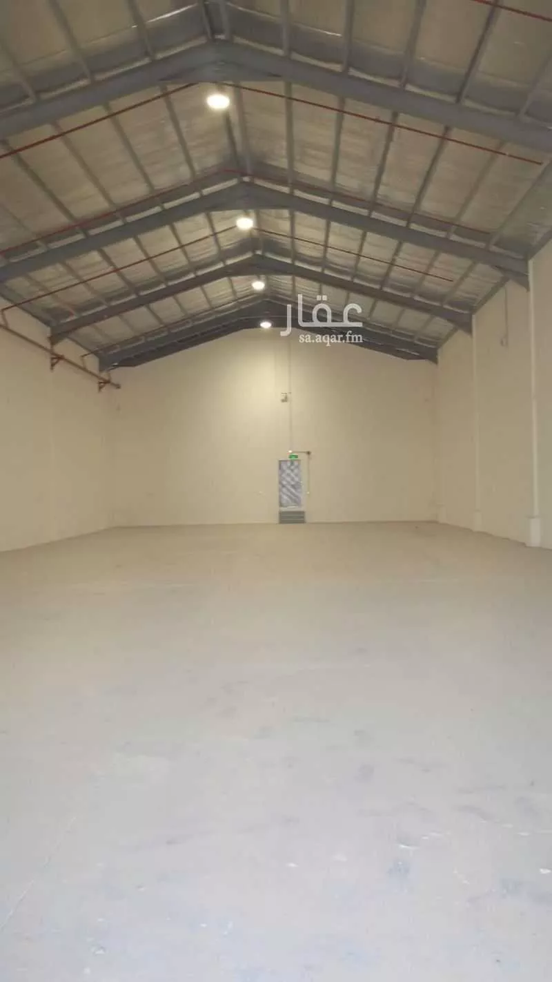 1200 sqm warehouse in Al Masani 2