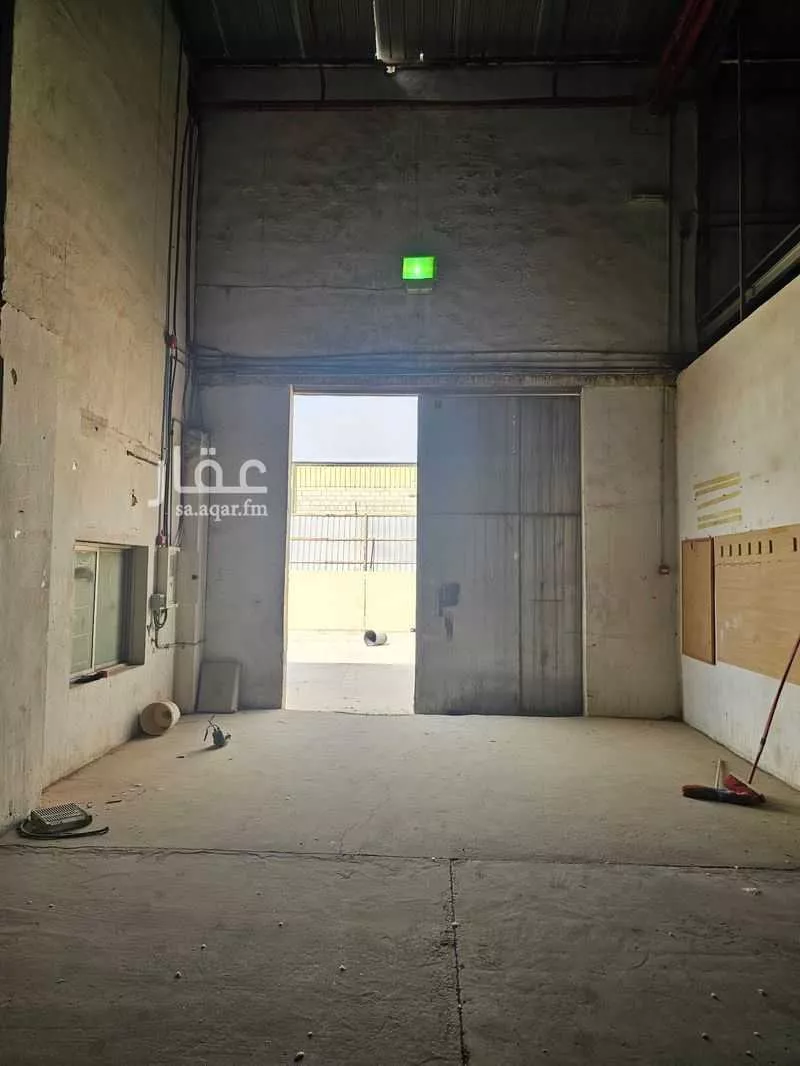 3500 sqm warehouse in Al Sulay 7