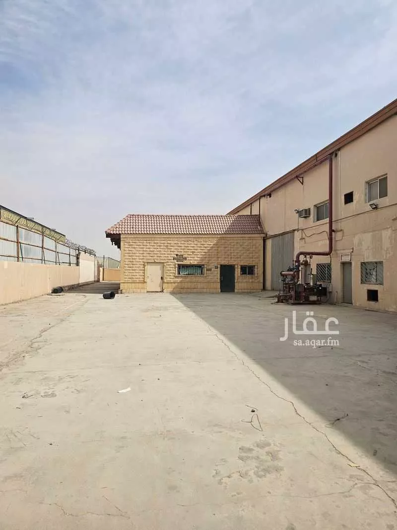 3500 sqm warehouse in Al Sulay 9