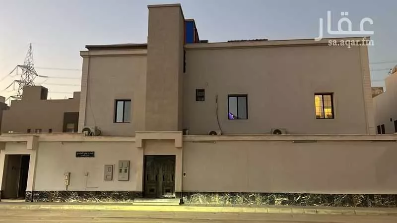 عمارة 540 م² في العقيق 9