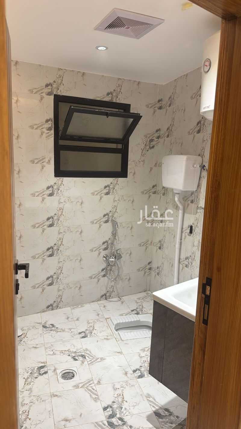 14 bedroom building in Ghubairah, Riyadh 7