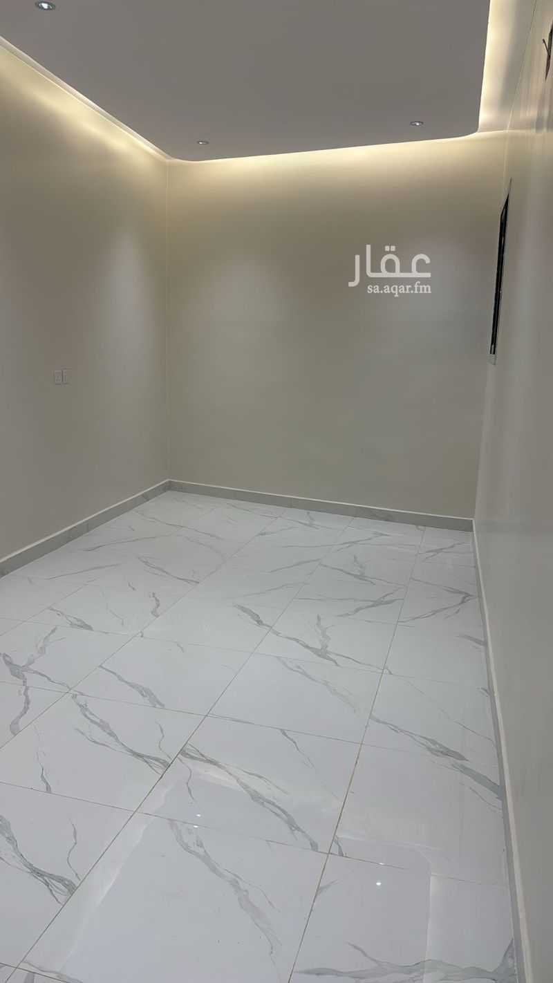 14 bedroom building in Ghubairah, Riyadh 2