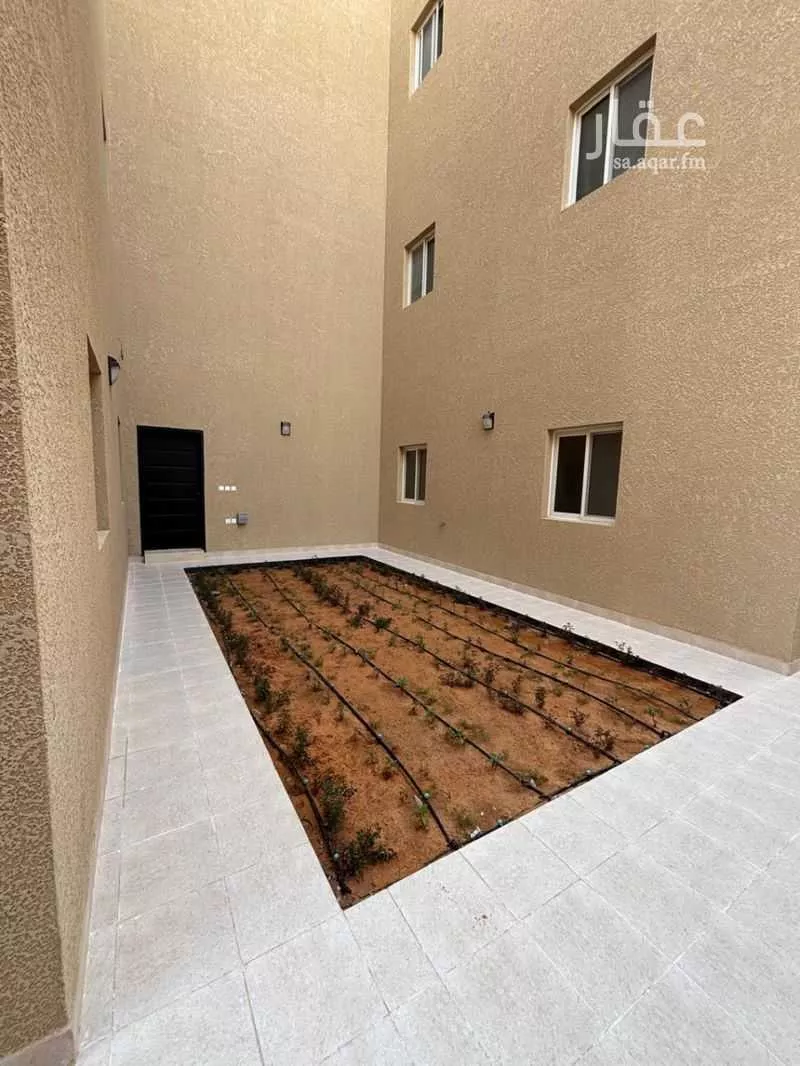 625 sqm building in Dhahrat Laban 3