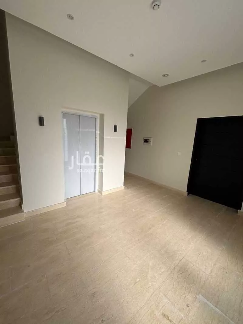 625 sqm building in Dhahrat Laban 4