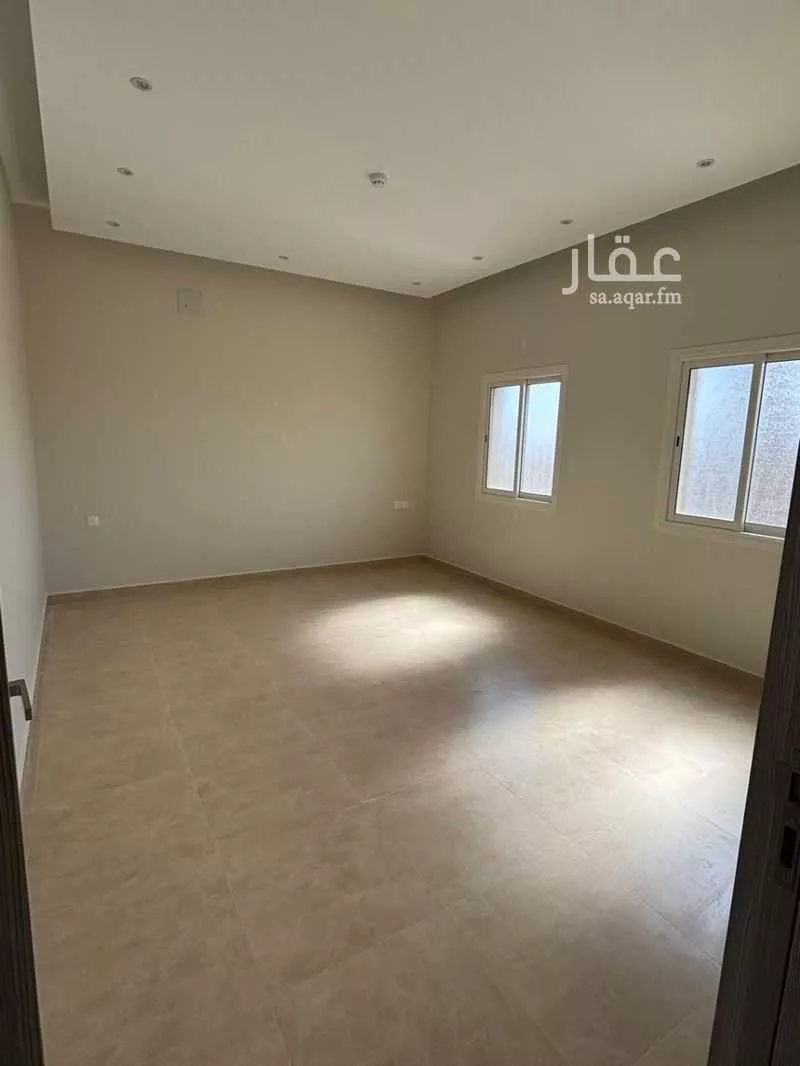 625 sqm building in Dhahrat Laban 6