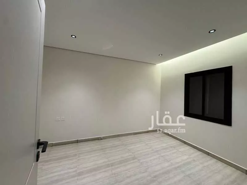 عمارة 300 م² في اليمامة 17