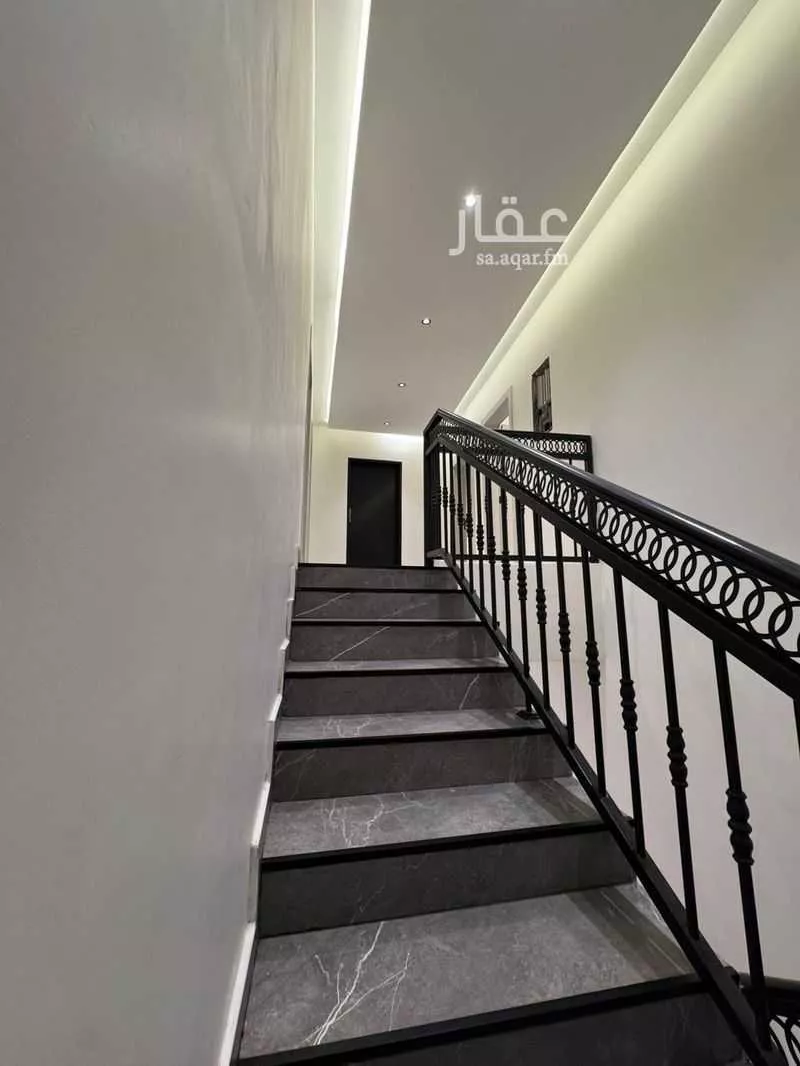 عمارة 300 م² في اليمامة 5