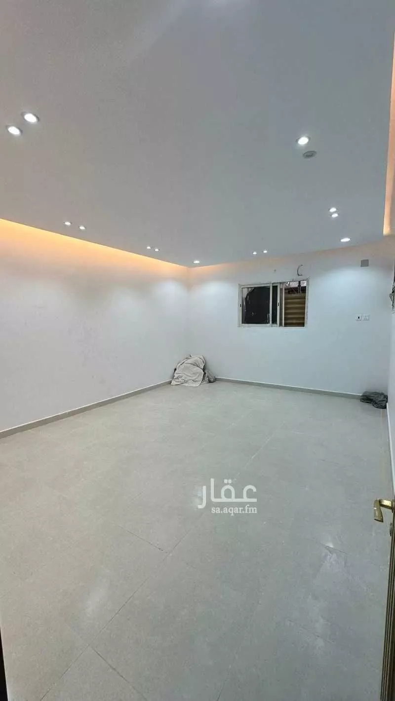 240 sqm building in Al Yamamah 2