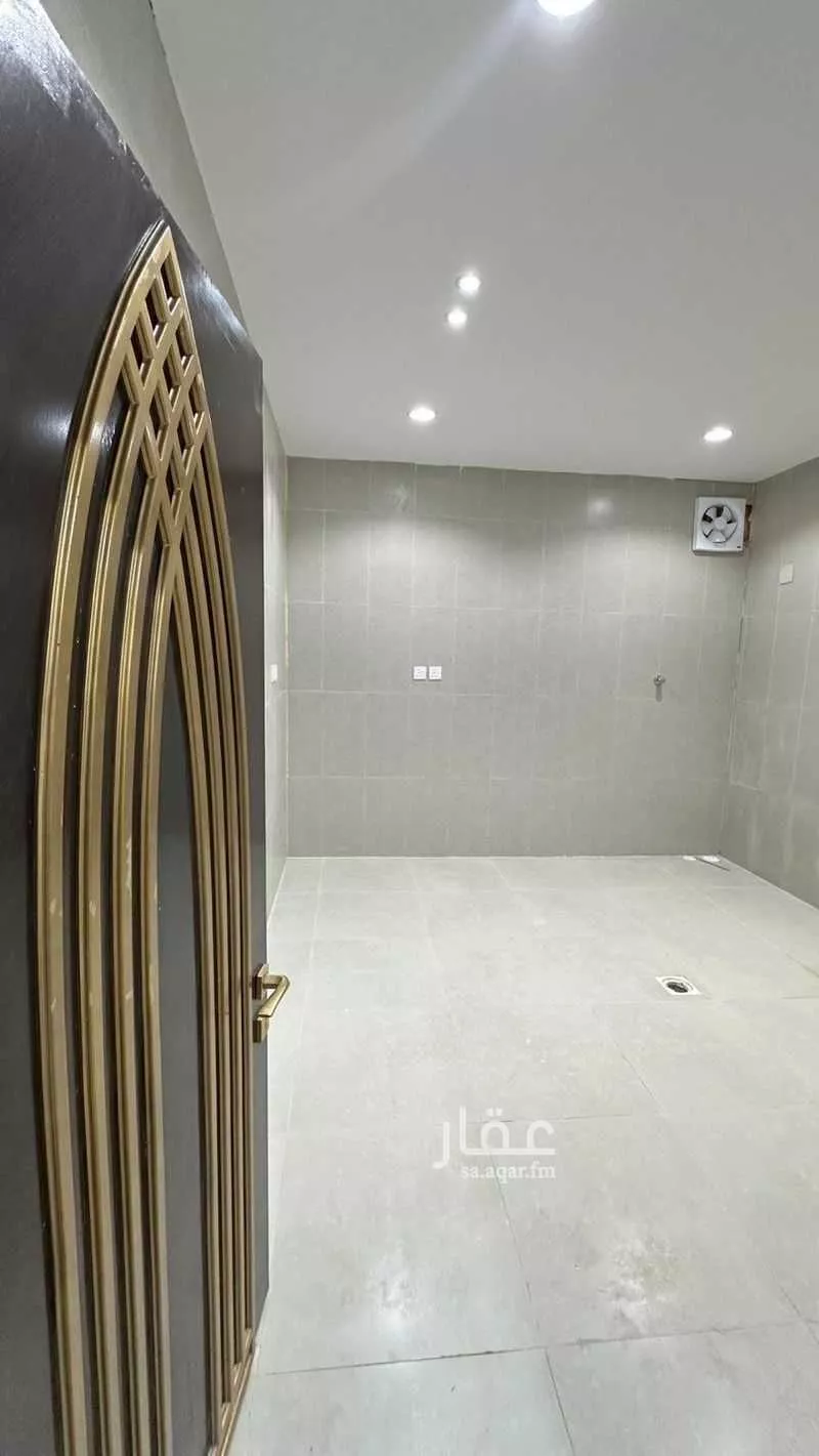 240 sqm building in Al Yamamah 4
