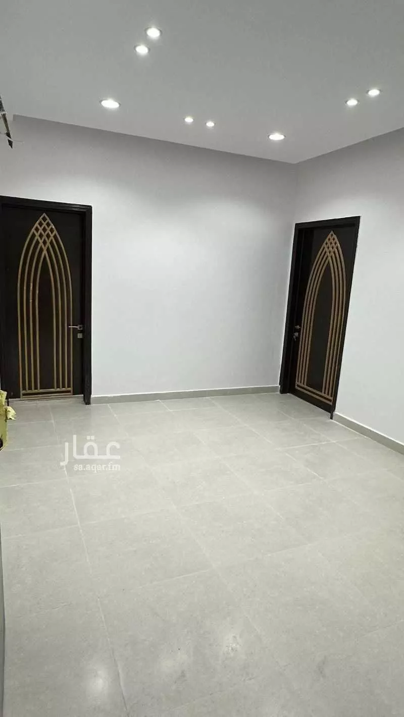 240 sqm building in Al Yamamah 5