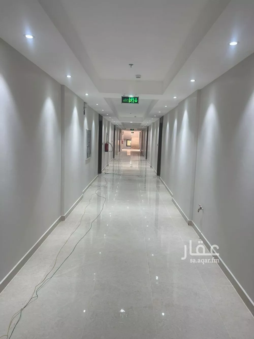 عمارة 1743 م² في الفيصلية 6