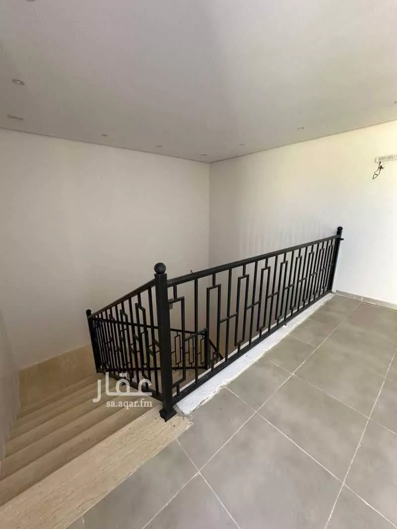 900 sqm building in Dahiat Namar 13