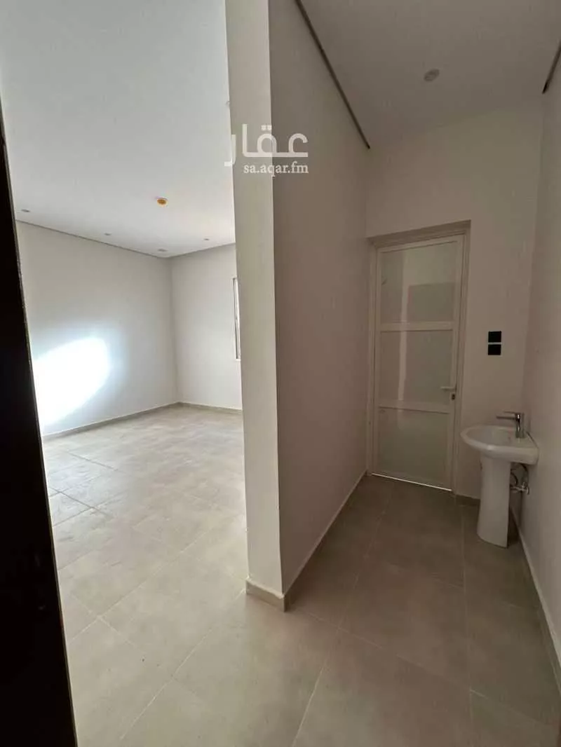 900 sqm building in Dahiat Namar 8