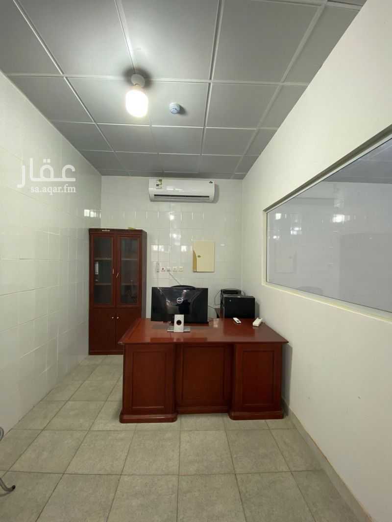 4 bedroom building in An Nadhim, Riyadh 2