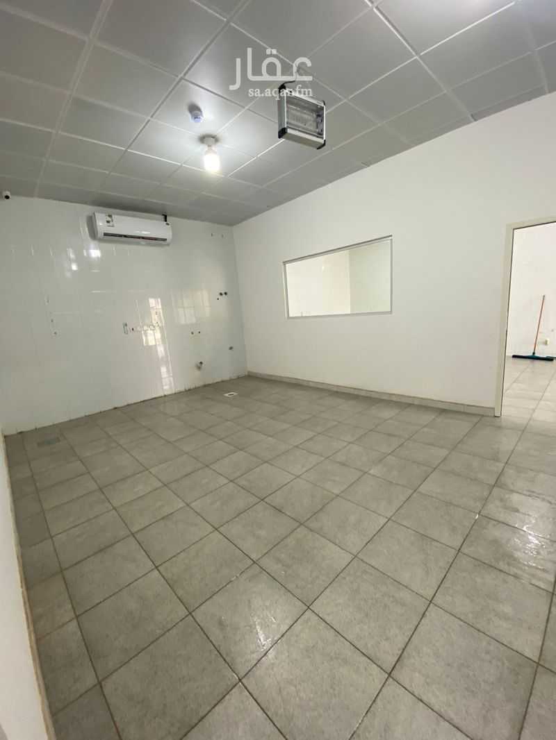 4 bedroom building in An Nadhim, Riyadh 3