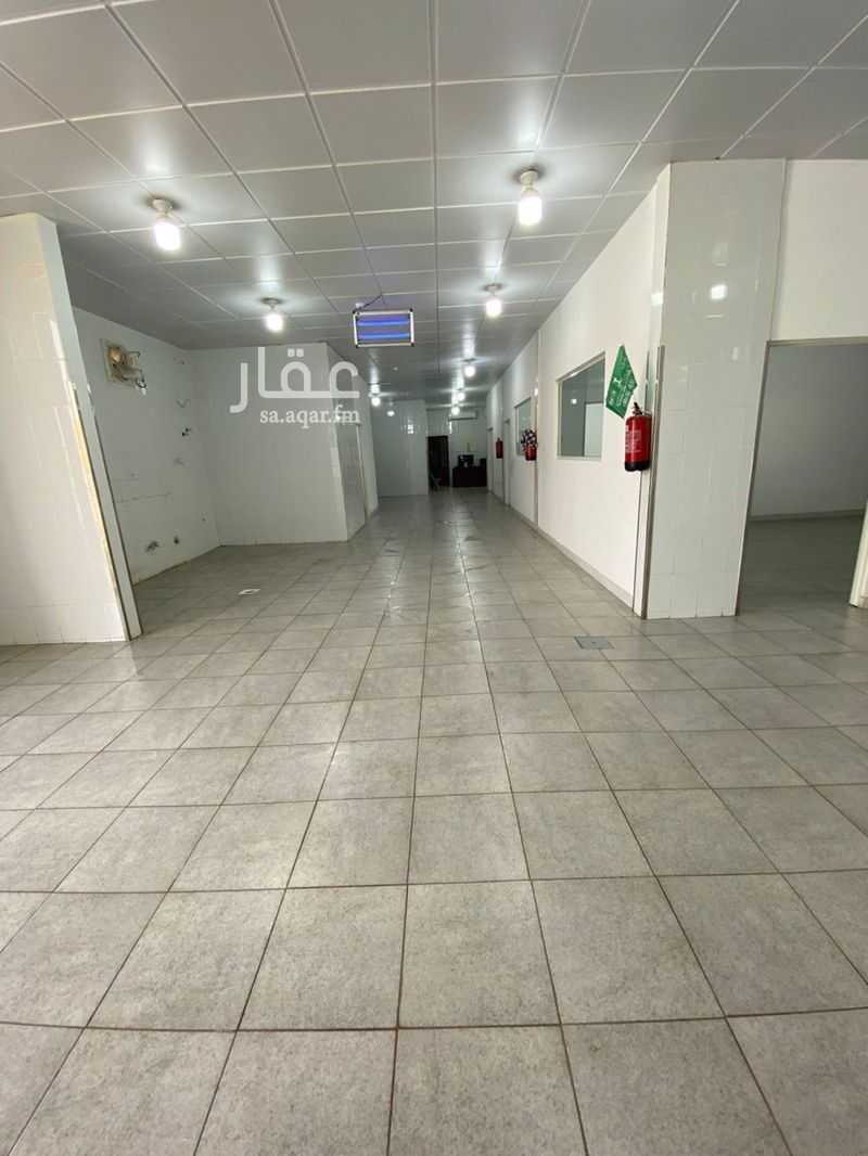 4 bedroom building in An Nadhim, Riyadh 7