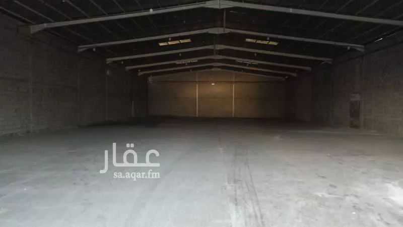 مستودع 7500 م² في العزيزية 6