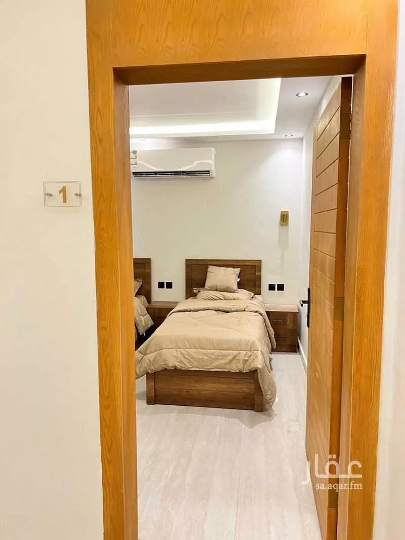 عمارة 672 م² في العليا 5