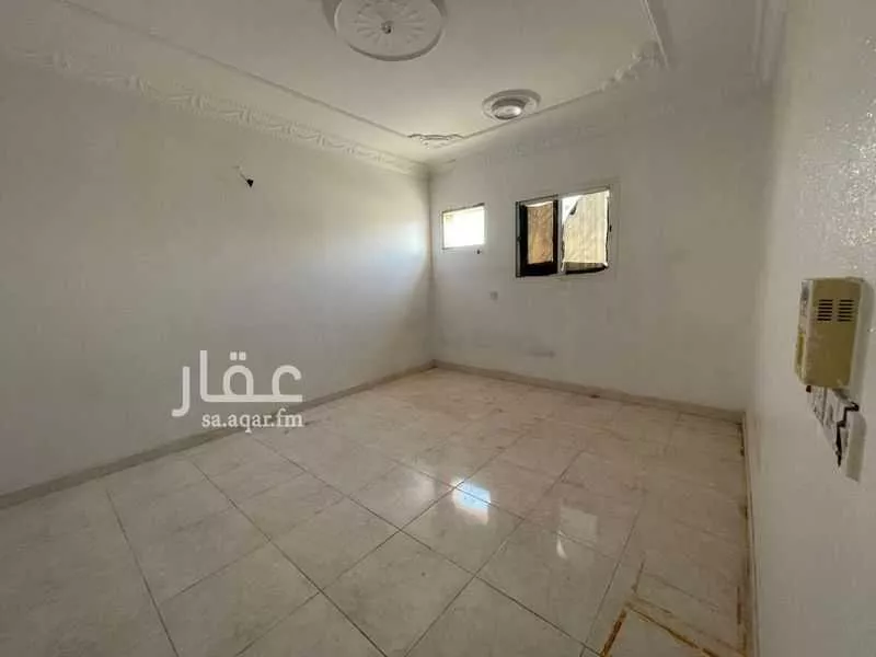 عمارة 2520 م² في بدر 13