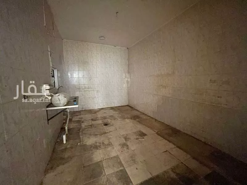 عمارة 2520 م² في بدر 14