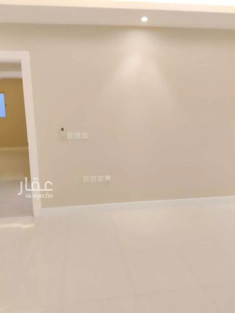 5000 sqm building in Al Rabie 24