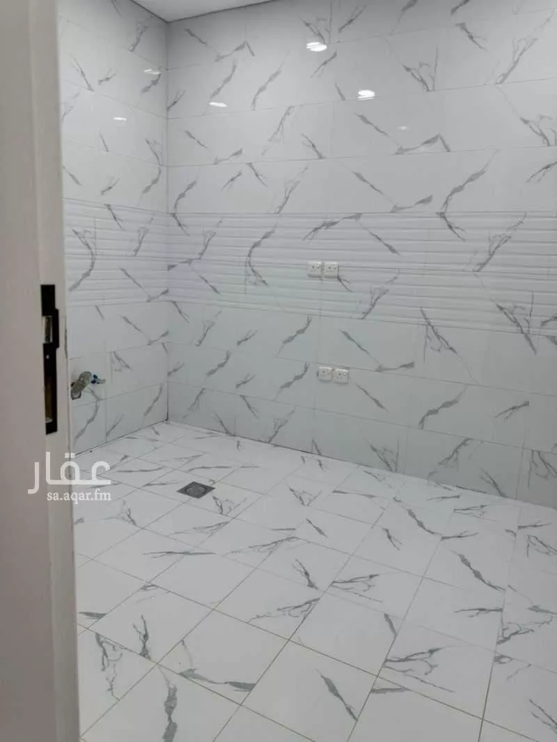 عمارة 625 م² في بنبان 7