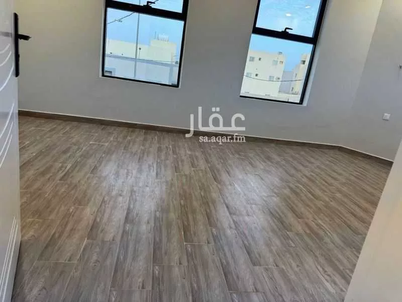 عمارة 625 م² في بنبان 10