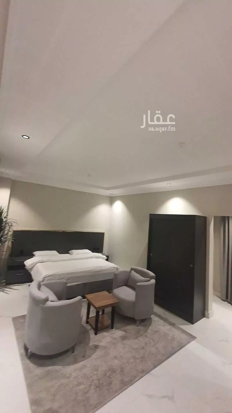 عمارة 792 م² في النموذجية 14