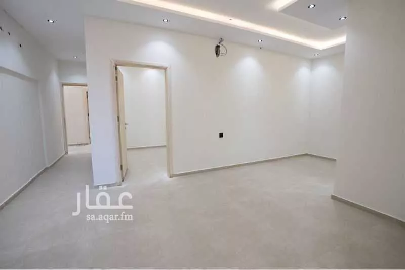 1050 sqm building in Al Rawdah 6