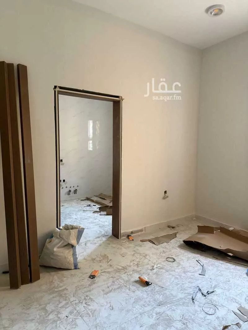 عمارة 359 م² في عرقة 3