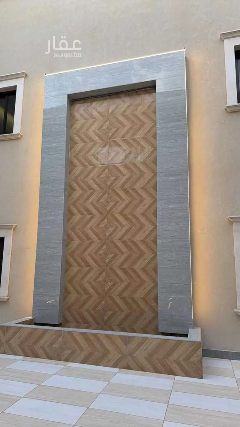 عمارة 2607 م² في الشرق 14