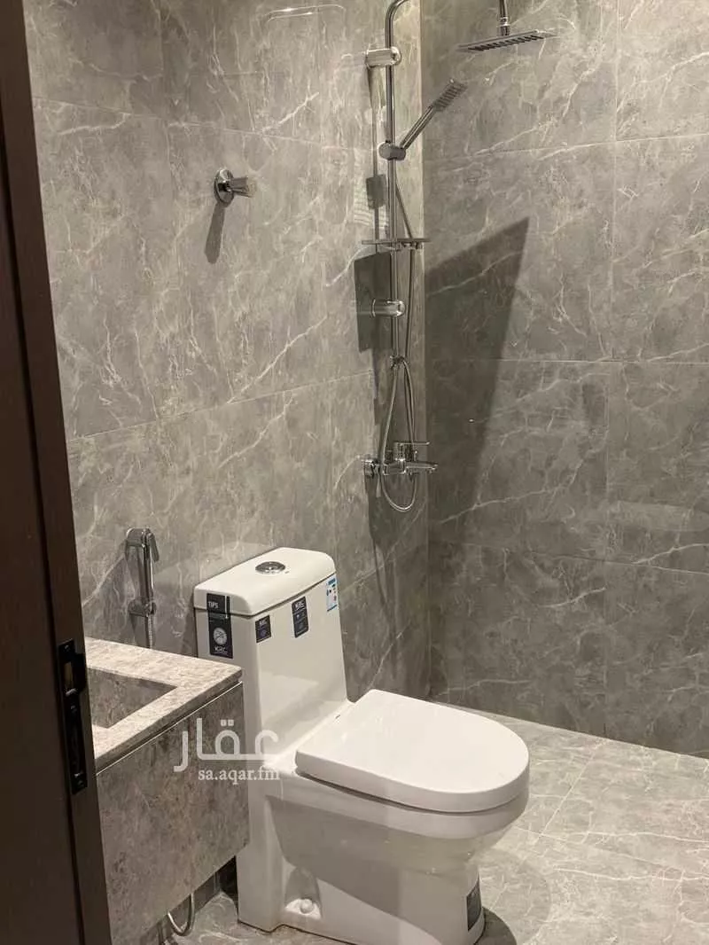 عمارة 2607 م² في الشرق 25