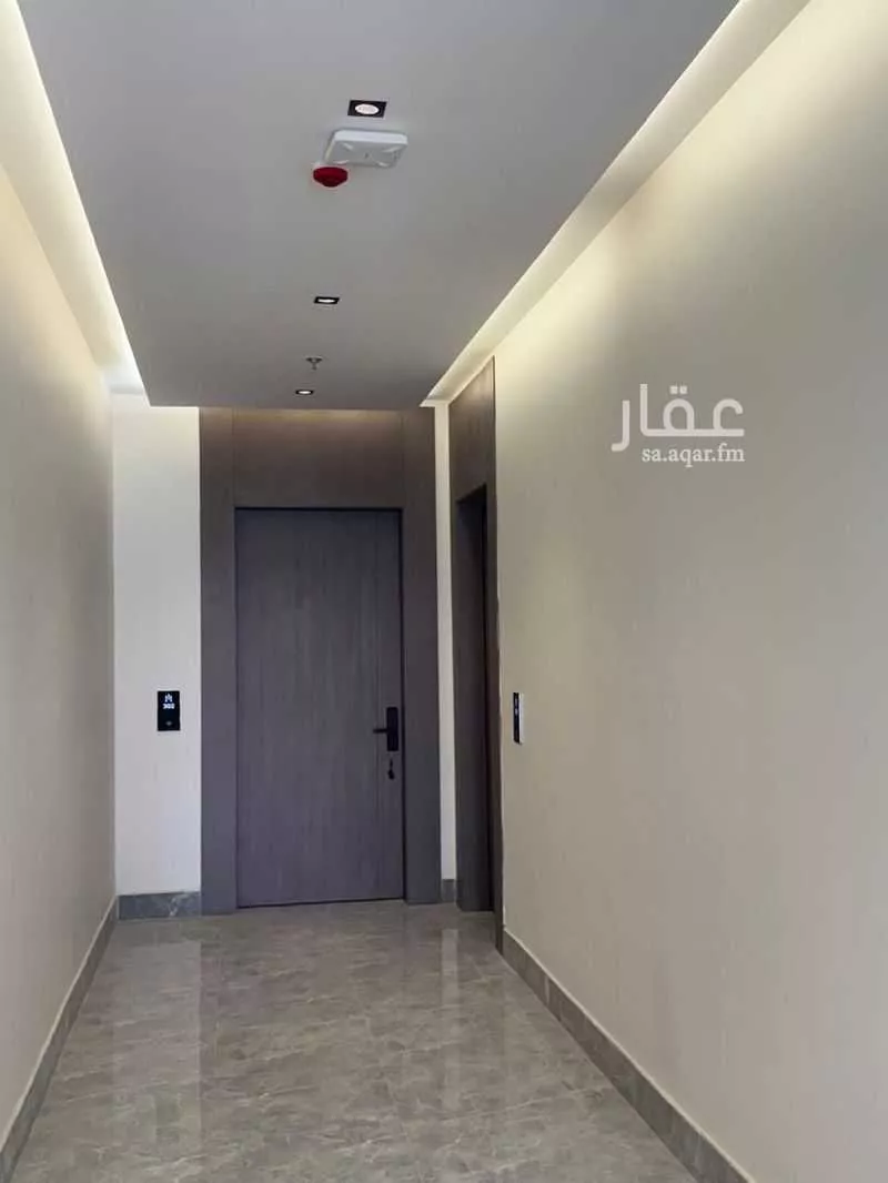 عمارة 2607 م² في الشرق 7