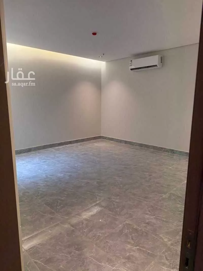 عمارة 2607 م² في الشرق 9
