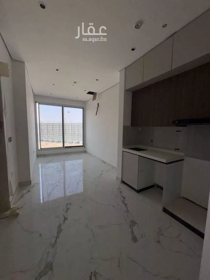 عمارة 1284 م² في الملز 3