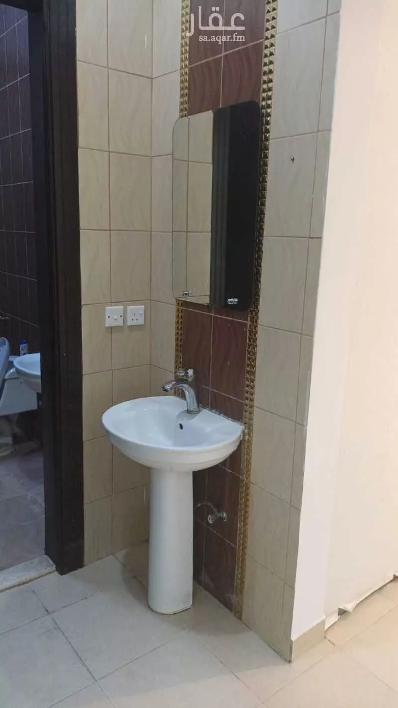 600 sqm building in Tuwaiq 11