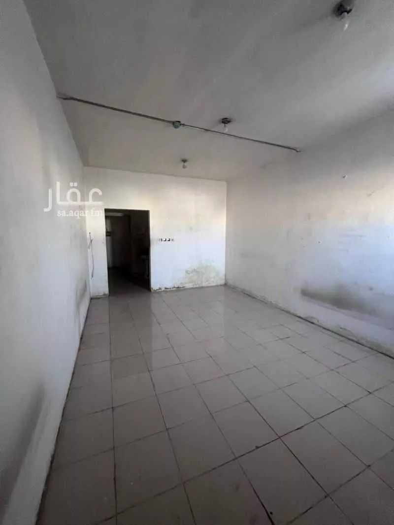 15418 sqm building in Al Sulay 15
