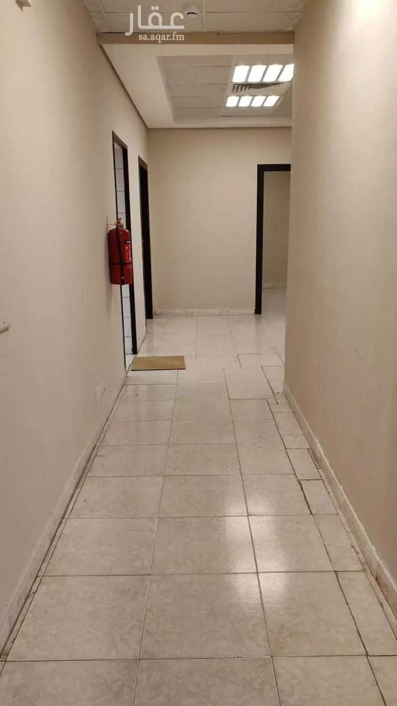 625 sqm building in Al Olaya 2