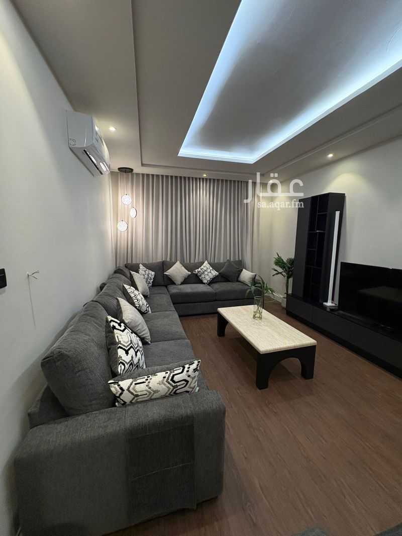 4 bedroom building in Irqah, Riyadh 6