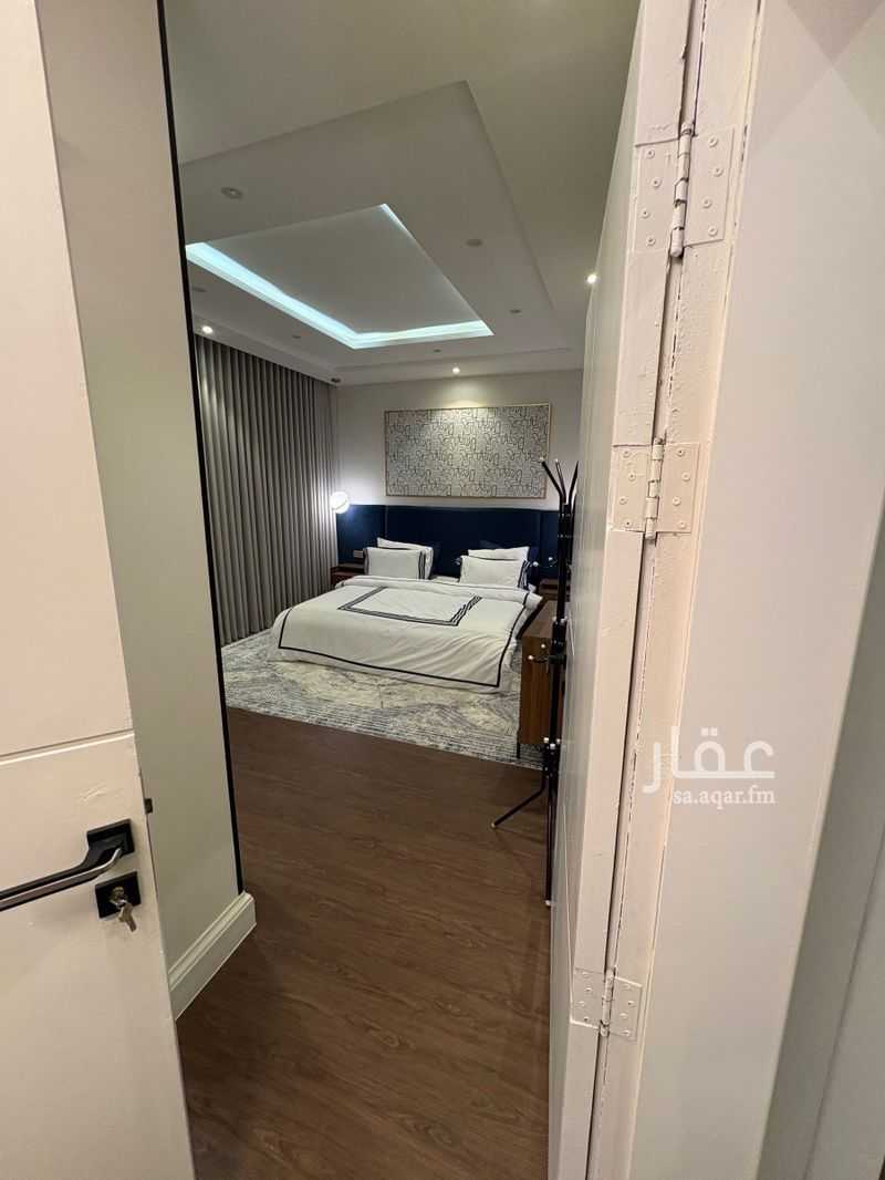 4 bedroom building in Irqah, Riyadh 2