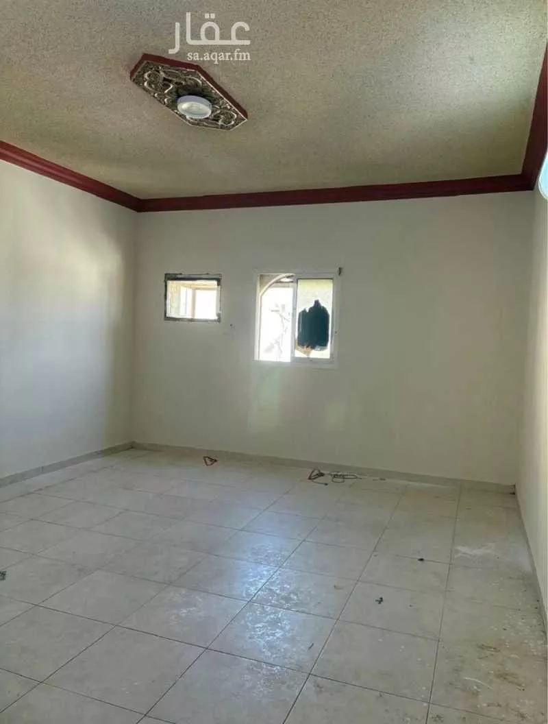 عمارة 500 م² في طويق 7