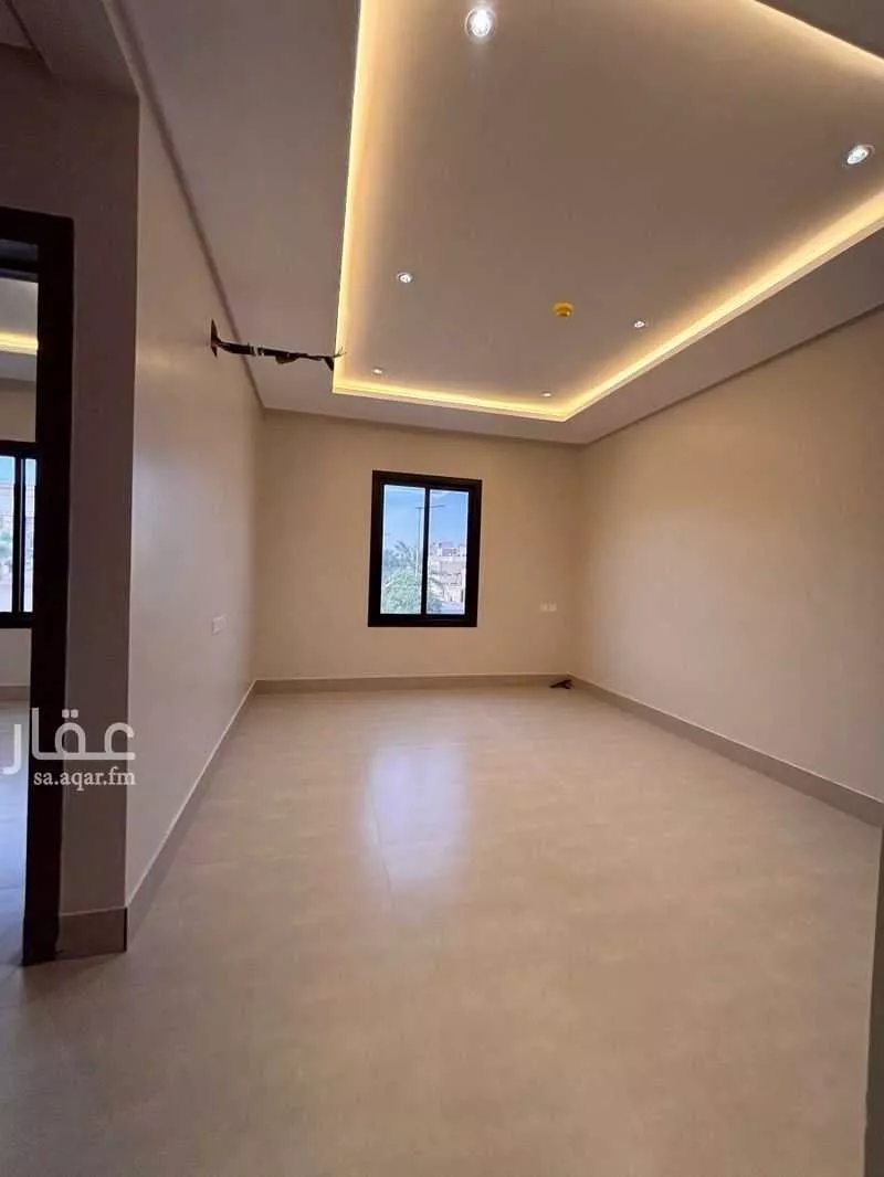 625 sqm building in Dhahrat Laban 10