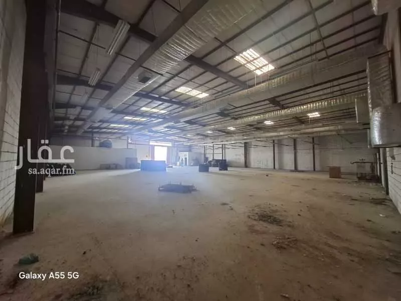 مستودع 1200 م² في الرياض 7