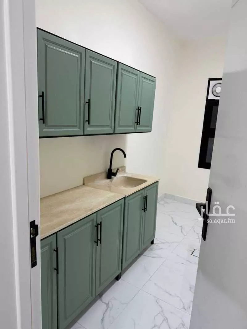 عمارة 98 م² في منفوحة الجديدة 2