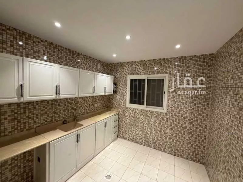 438 sqm building in Ad Dhubbat 2
