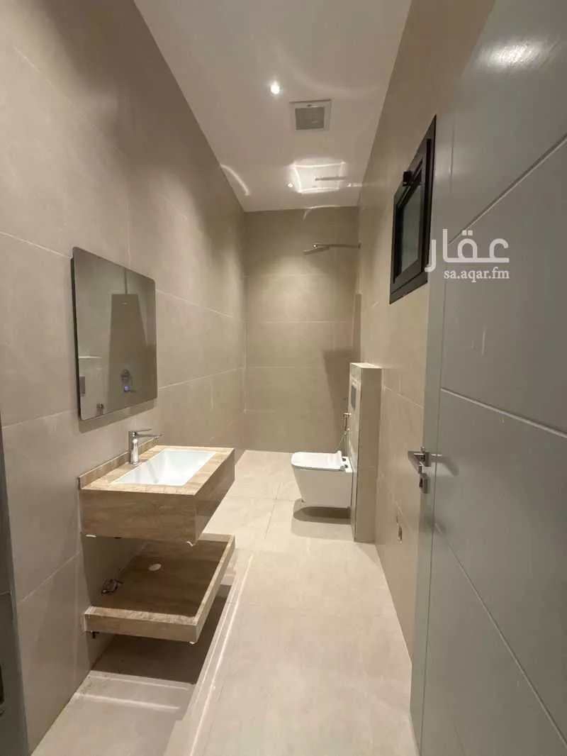 عمارة 2000 م² في القادسية 8