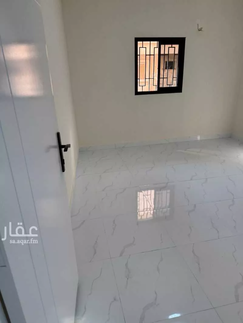 عمارة 116 م² في عتيقة 2