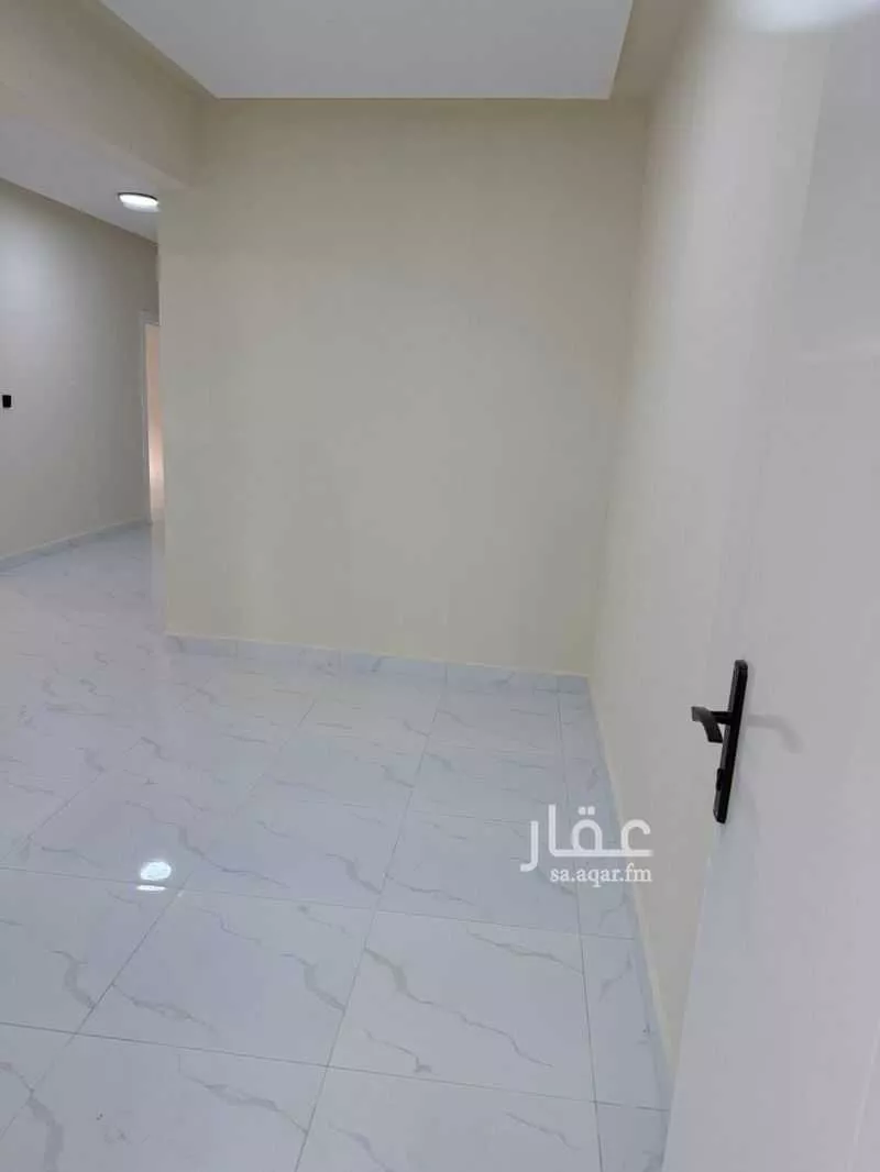 عمارة 116 م² في عتيقة 6