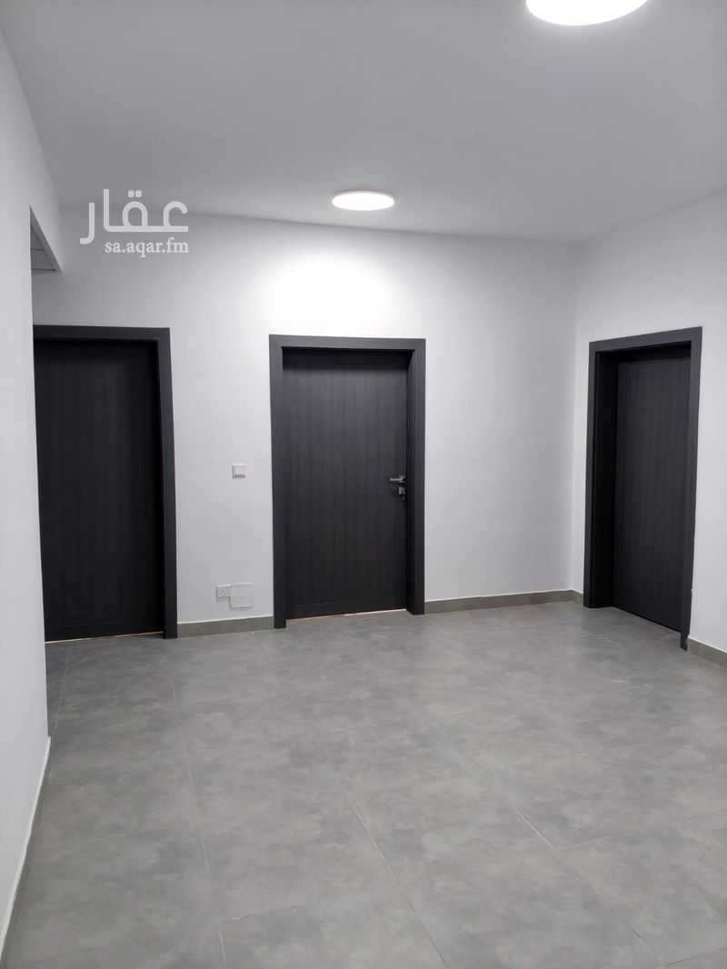 18 bedroom building in Al Rawdah, Riyadh 12