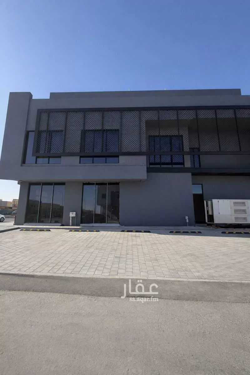 عمارة 1120 م² في ديراب 3